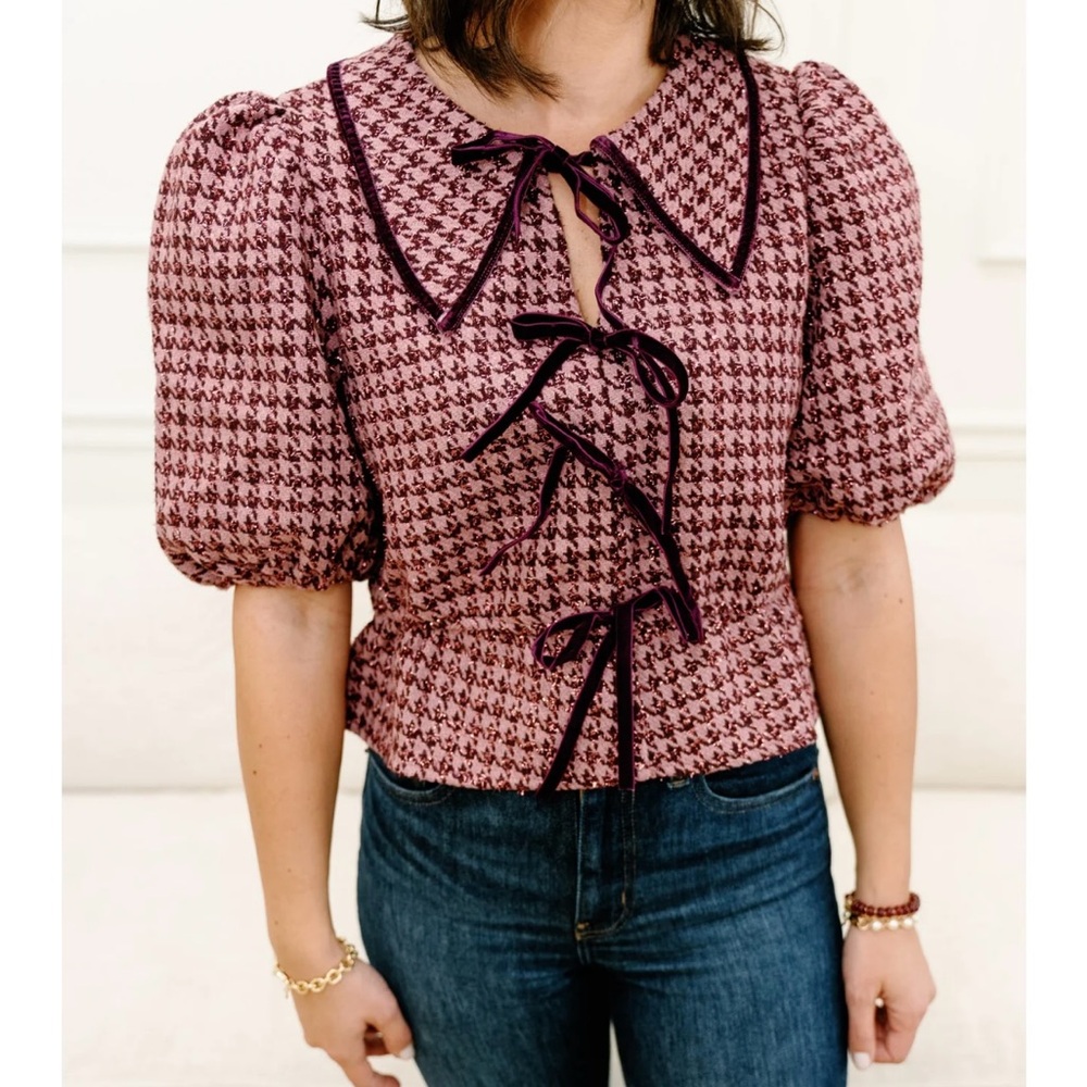 Elegant Pink Puff Sleeve Top